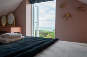 Clifftop Coastal Retreat